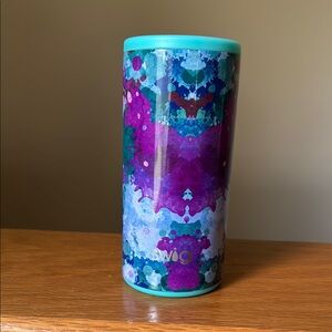 “Swig” Skinny Can Cooler